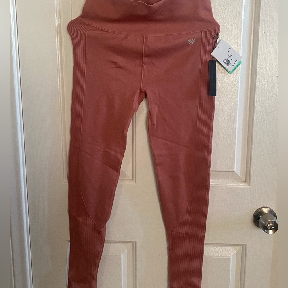 Rose Pink High Rose Leggings